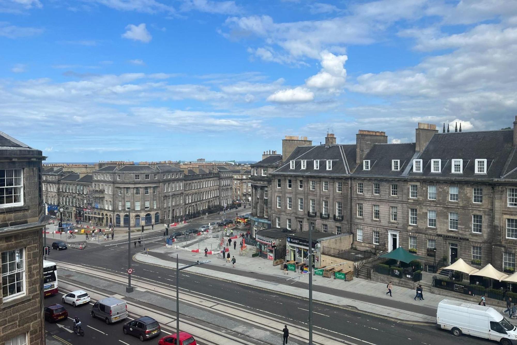 Central & Modern 2Bd Flat - Edinburgh Apartment Exterior photo